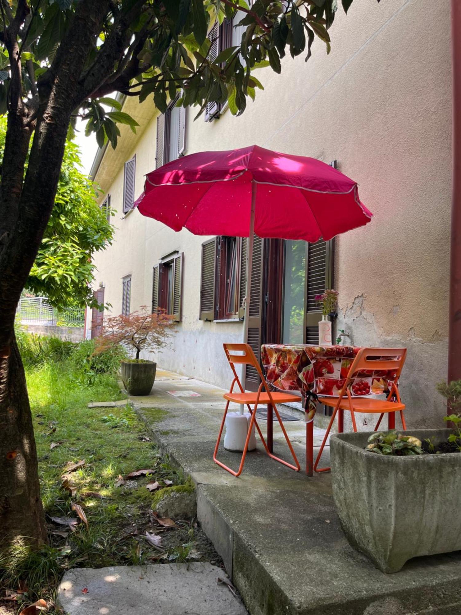Il Cortile Como Single & Double Room In Apartment No Hotel Ngoại thất bức ảnh